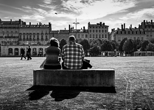 Couple de dos, Place Bellecour, Lyon